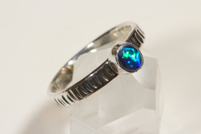 Lightning Ridge Black Opal Ring [Size 7]